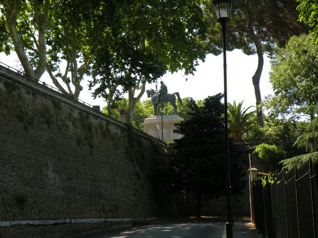  Monumento a Garibaldi